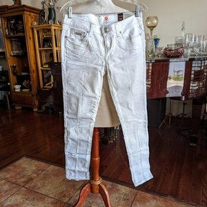 NWT     G By Guess skinny jeans  SZ 28